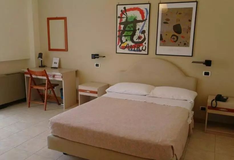 Habitació Estàndard, Armando' S