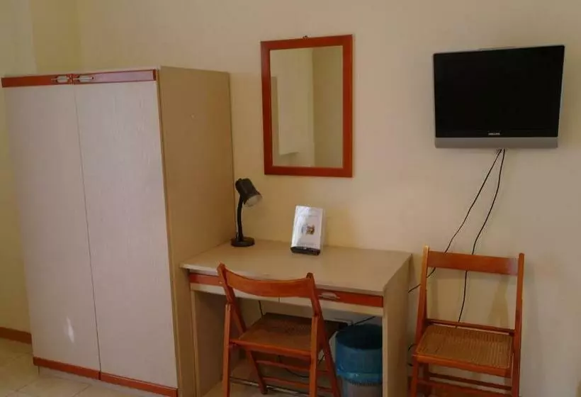 Habitació Estàndard, Armando' S