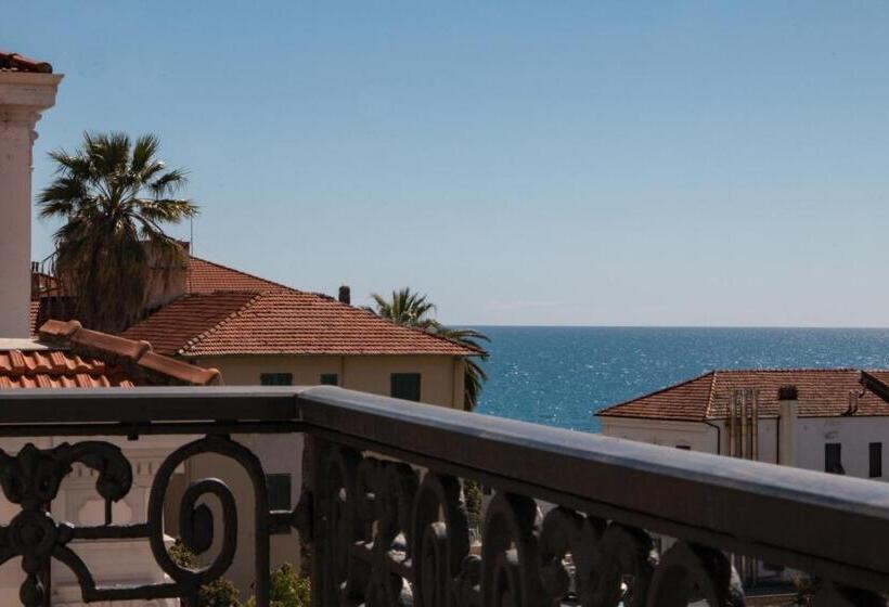 חדר סטנדרט צדדי נוף לים, Albergo Belsoggiorno