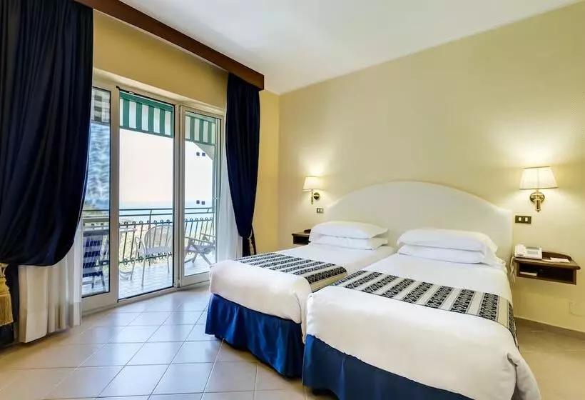 オーシャンビュークラシックルーム, Best Western Hotel La Solara