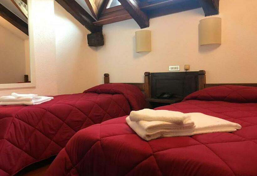 غرفة قياسية ثلاثية, Biancaneve