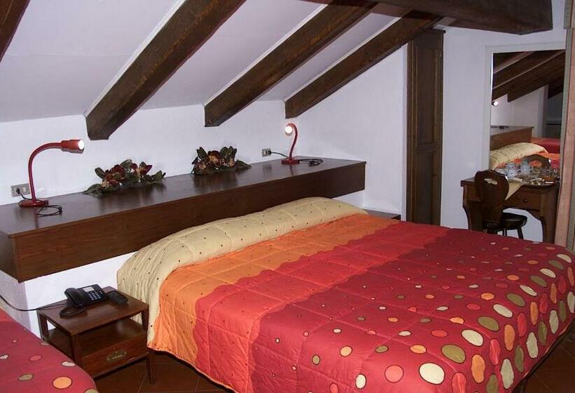 غرفة قياسية ثلاثية, Biancaneve