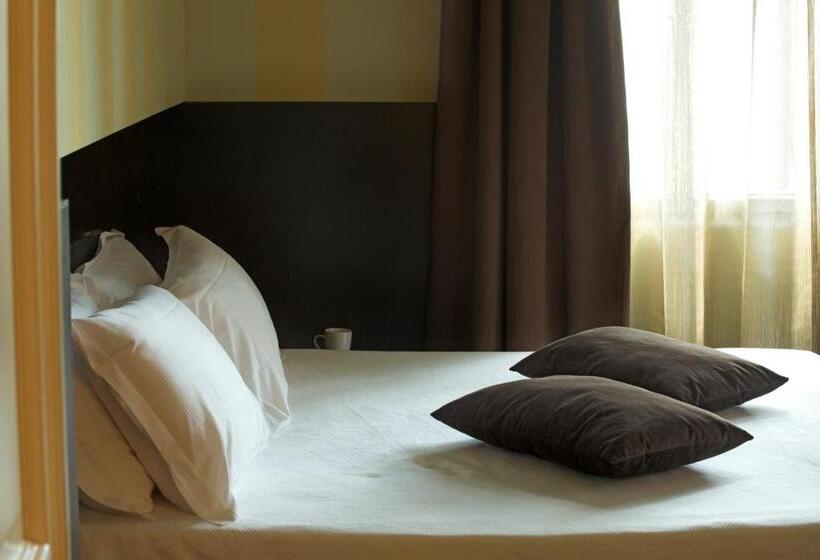 스탠다드 룸, Clocchiatti Next