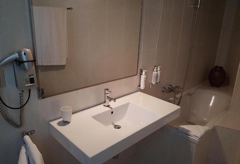 스탠다드 트리플 룸, Clocchiatti Next