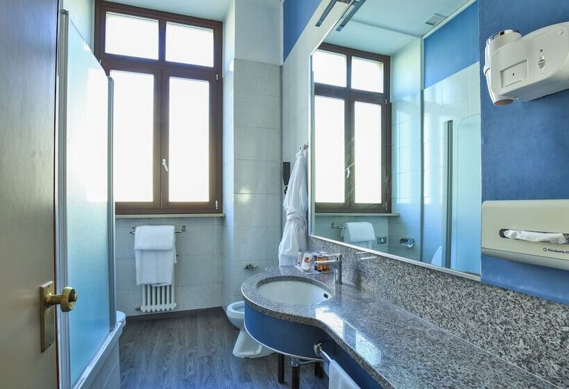 غرفة كومفورت, Concord