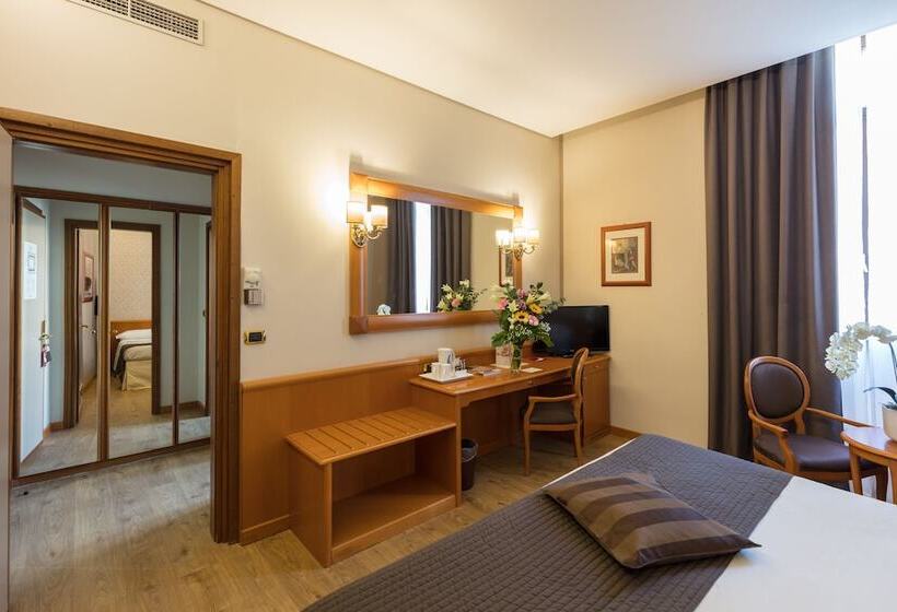 غرفة كومفورت ثلاثية, Concord