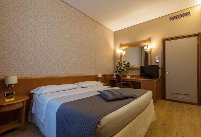 غرفة كومفورت ثلاثية, Concord