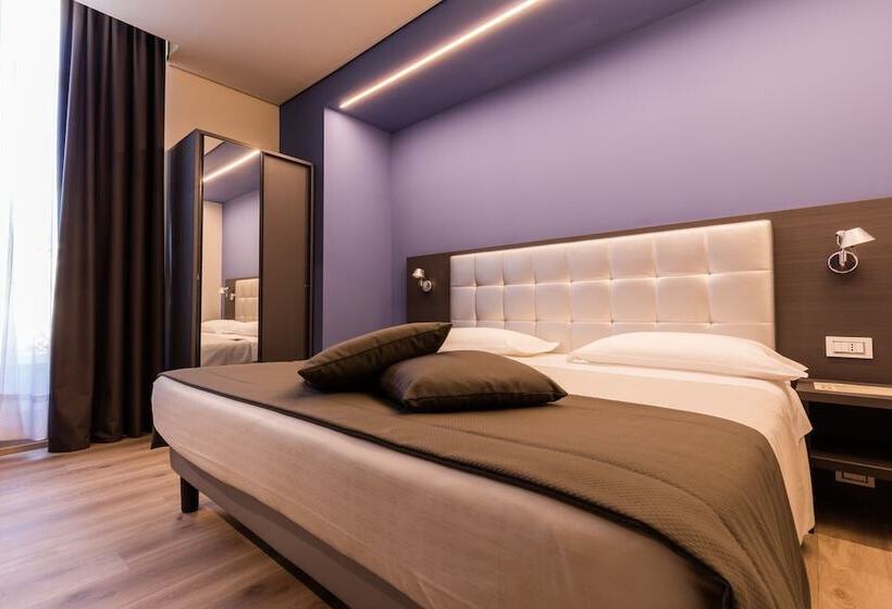 غرفة ديلوكس ثلاثية, Concord