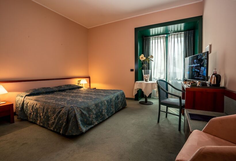 Quarto Estandar, Diana
