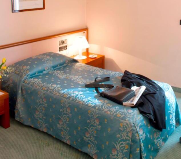 Quarto Estandar Individual, Diana