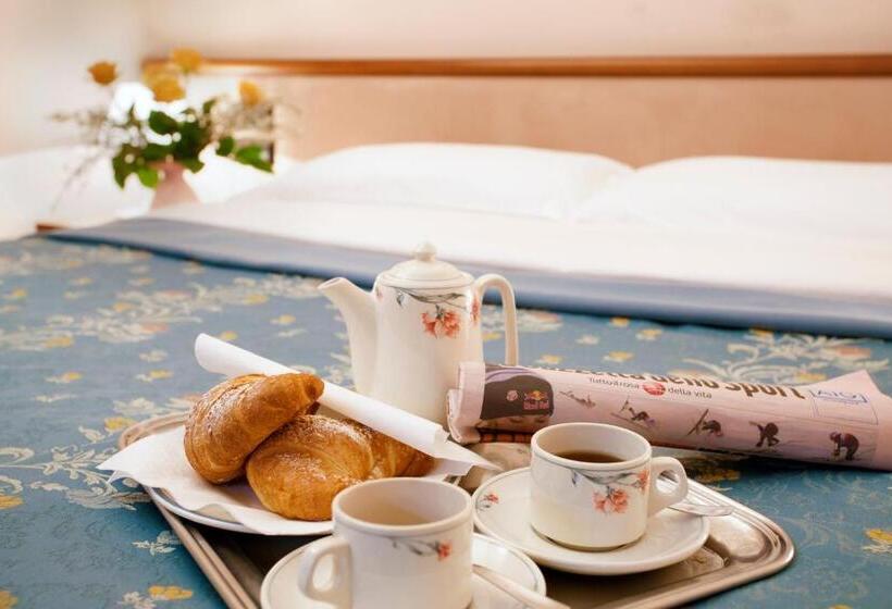 غرفة قياسية, Diana