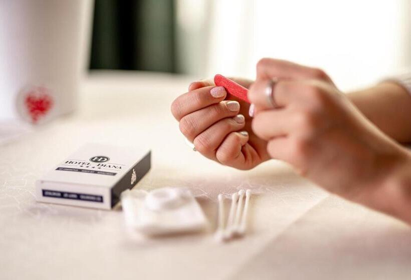 غرفة سوبيريور, Diana