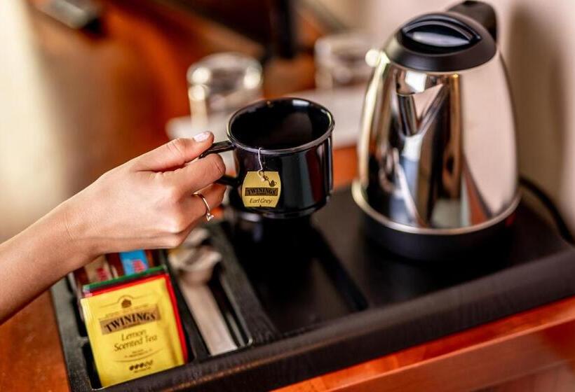 غرفة سوبيريور ثلاثية, Diana