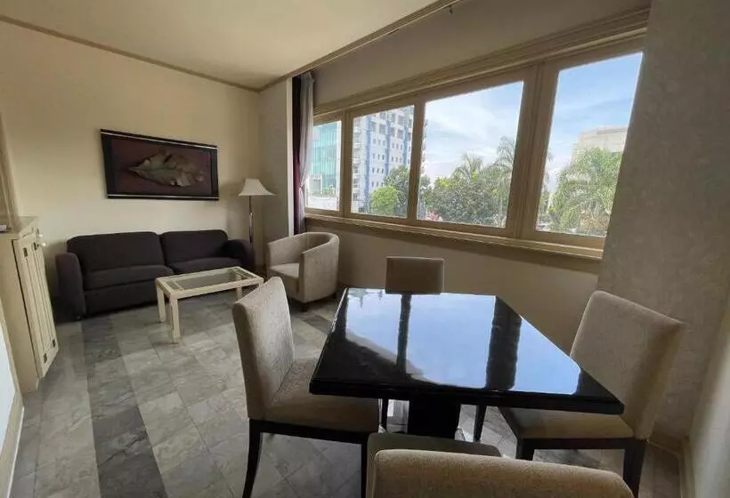 Executive-huone, Grand Hotel Preanger