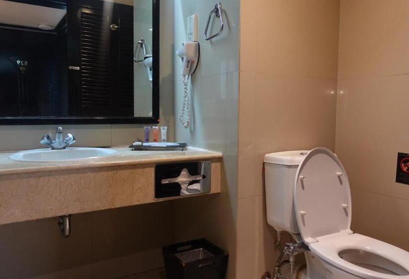 キングサイズベッドのデラックスルーム, Grand Hotel Preanger