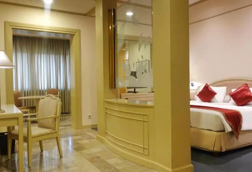 Executive-huone King-vuode, Grand Hotel Preanger