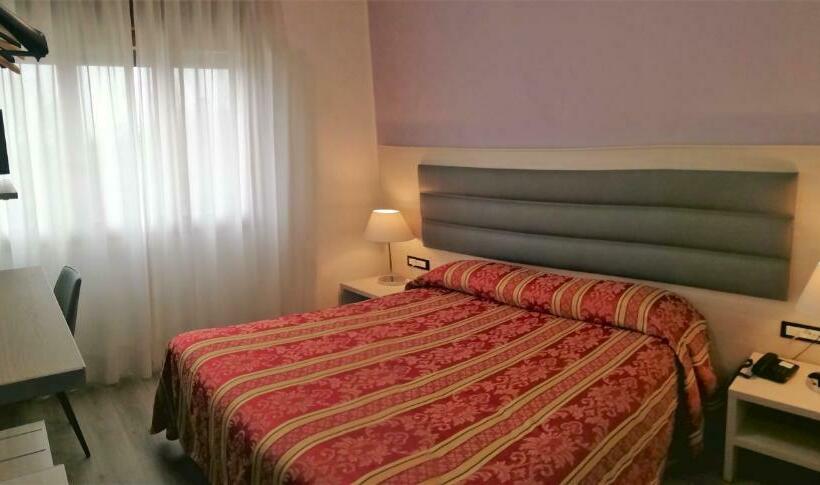 חדר סטנדרט, Kristall