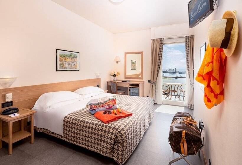 Apartamento 1 Quarto com Terraço Vista Mar, Laurin