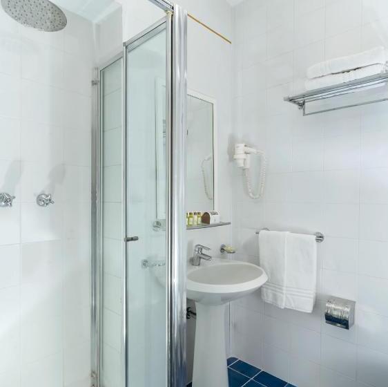 标准间侧面带海景, Le Axidie