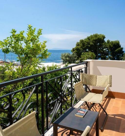 标准间侧面带海景, Le Axidie