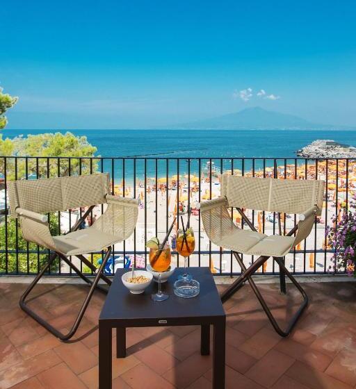 غرفة سوبيريور مطلّة علي البحر, Le Axidie