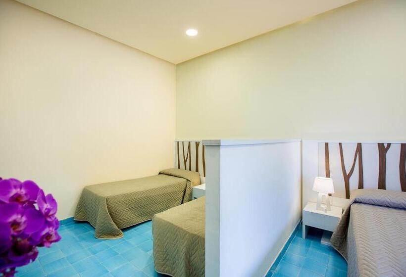 غرفة عائلية, Le Axidie