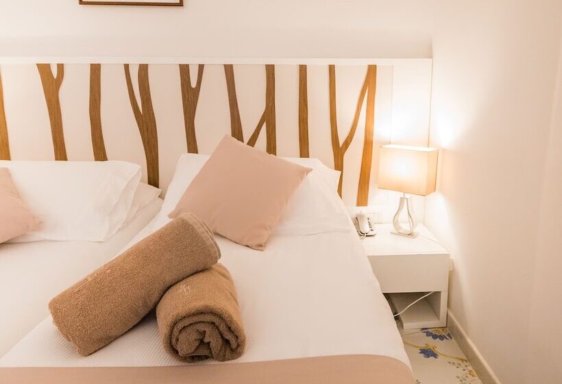 غرفة إقتصادية, Le Axidie