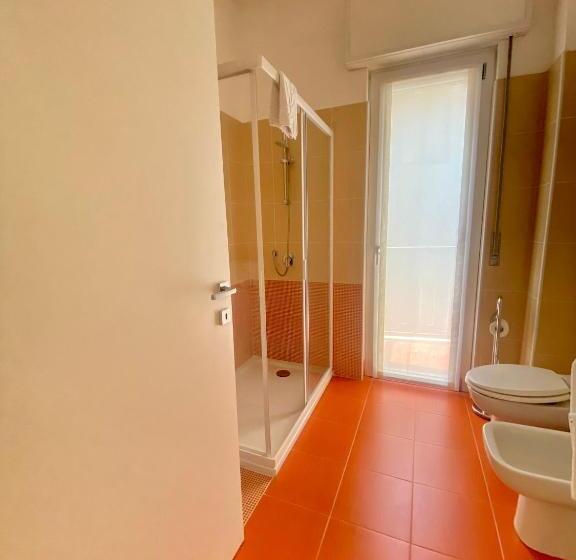 1베드룸 아파트 1층, Meeting