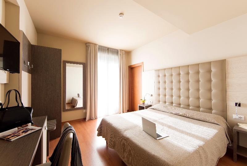 스탠다드 룸, Meeting