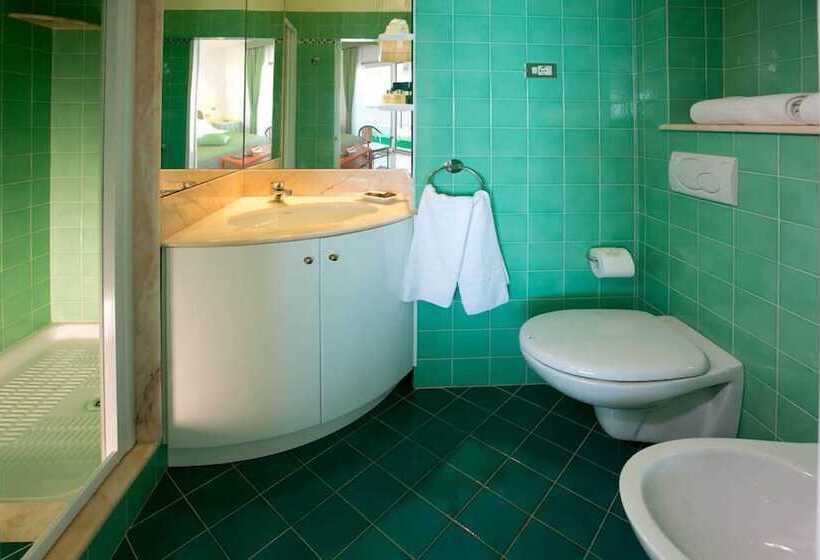 标准间, Mion Hotel & Sanìo Restaurant