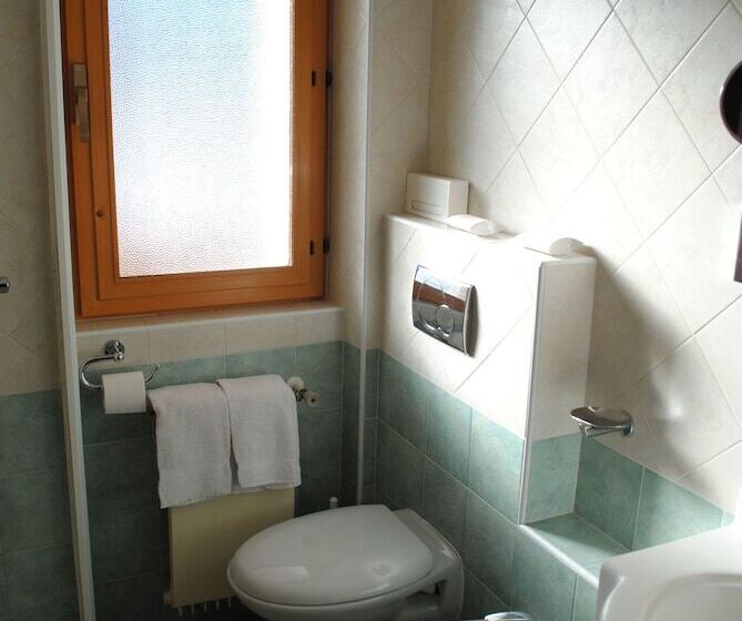 Номер Стандарт Трехместный, Monaco Sport