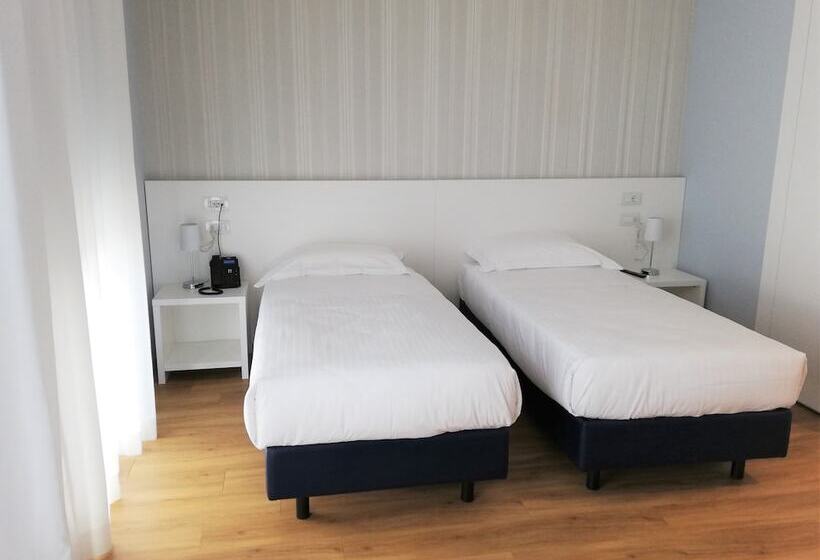 اتاق استاندارد, Novo Hotel Rossi