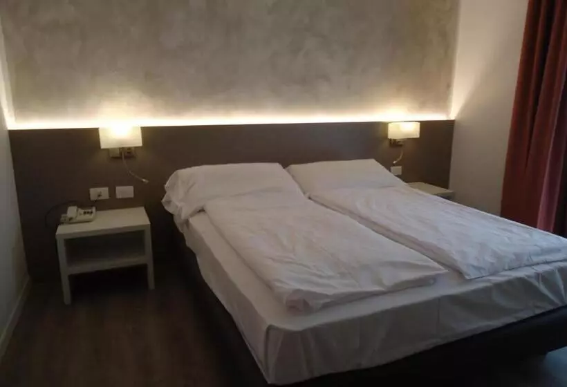 Standard-huone, Piccolo Mondo