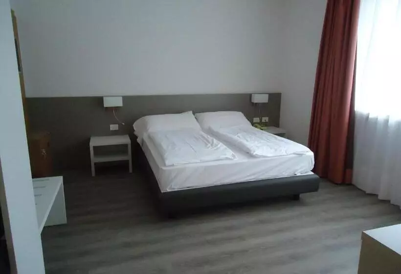 Standard-huone, Piccolo Mondo
