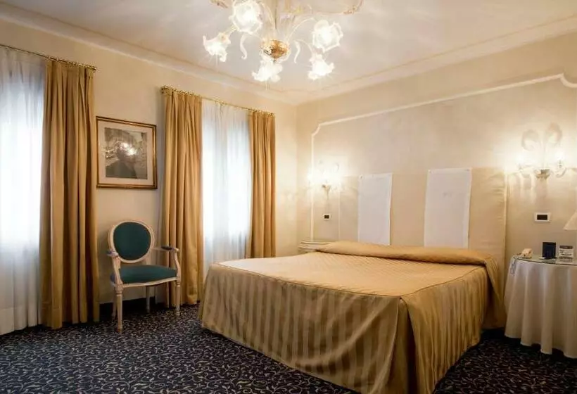 Classic Room with Views, Principe