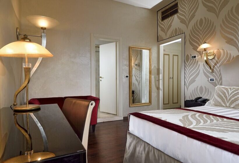 Superior Room, Principe