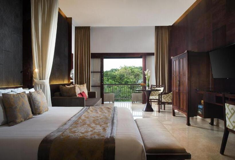 חדר פרמיום, Puri Santrian