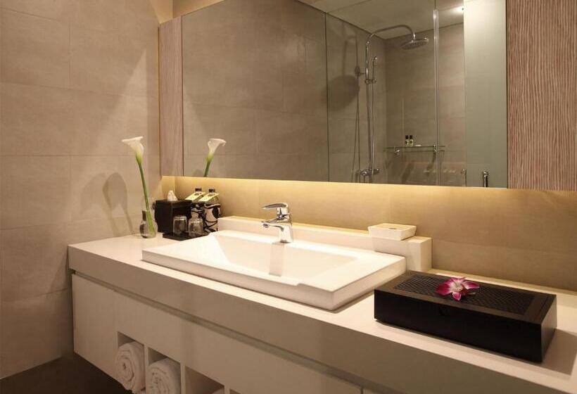 חדר דלוקס, Puri Santrian