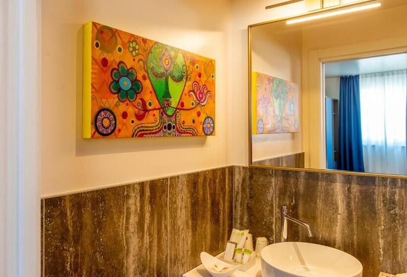 スイート, Rovereto