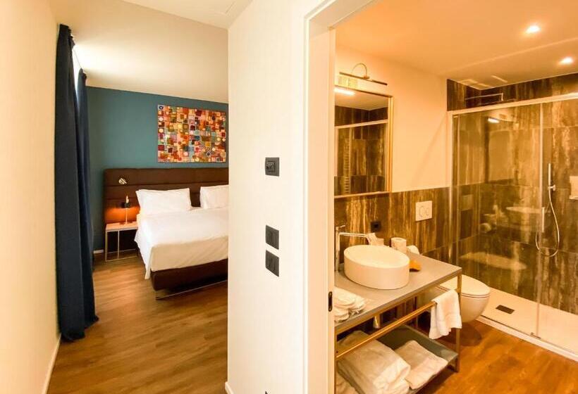 スイート, Rovereto