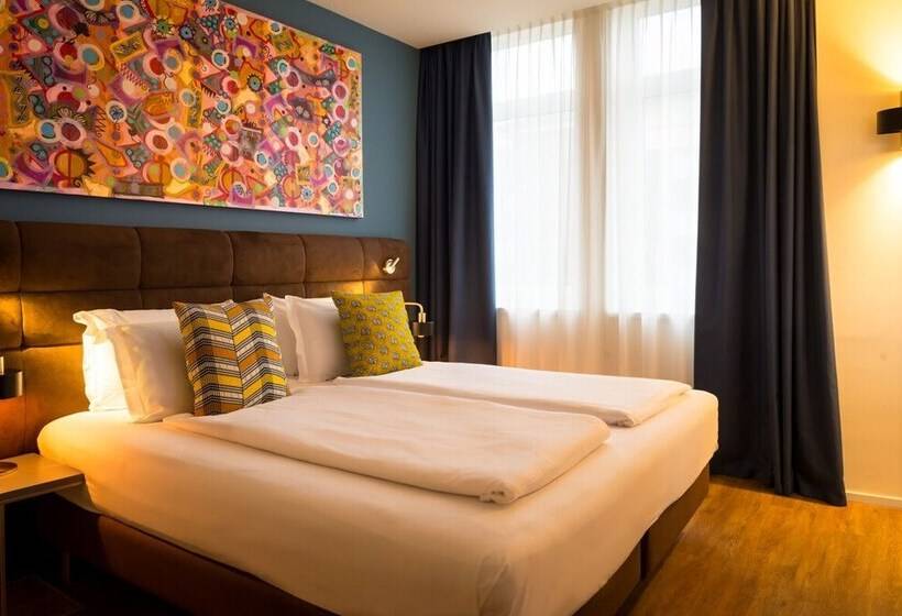 スーペリアールーム, Rovereto