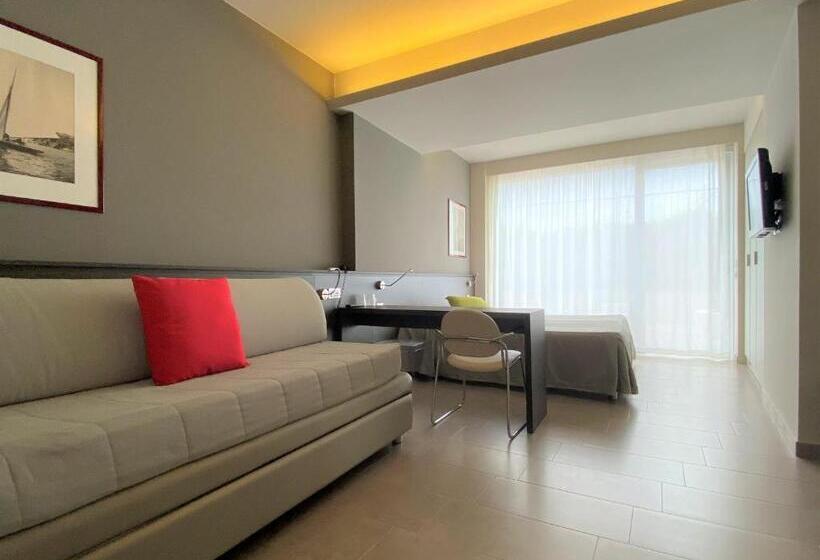 스탠다드 내측 룸, Tirreno