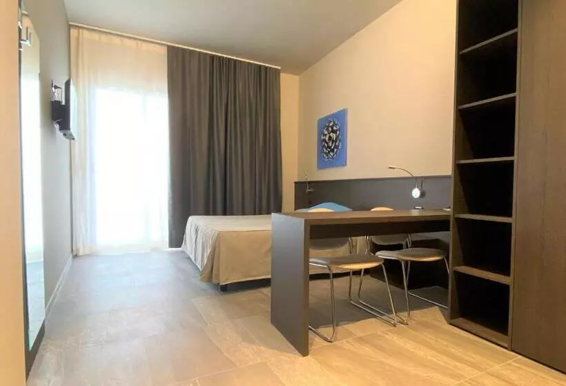 ファミリールーム, Tirreno