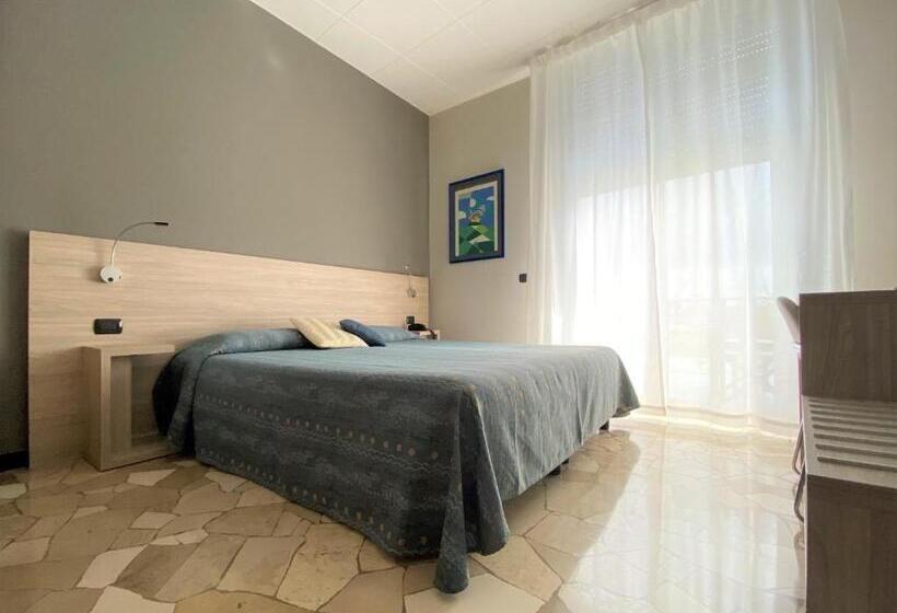 스탠다드 룸, Tirreno