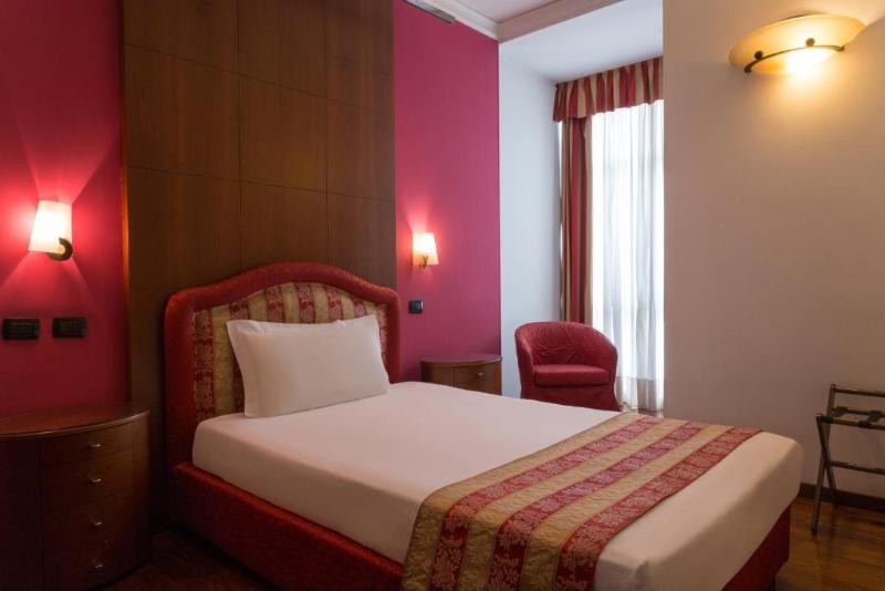 Quarto Estandar Individual, Royal Torino Centro Congressi