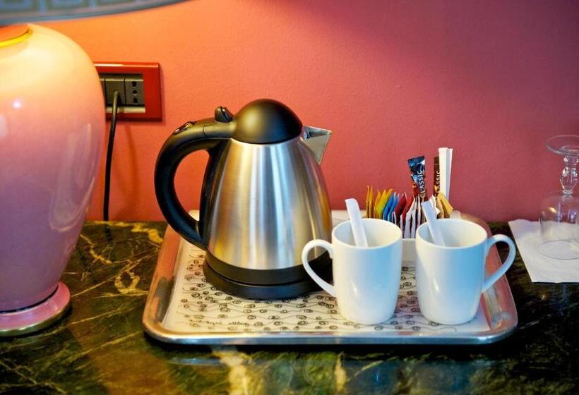 اتاق اکونومی, Royal Torino Centro Congressi