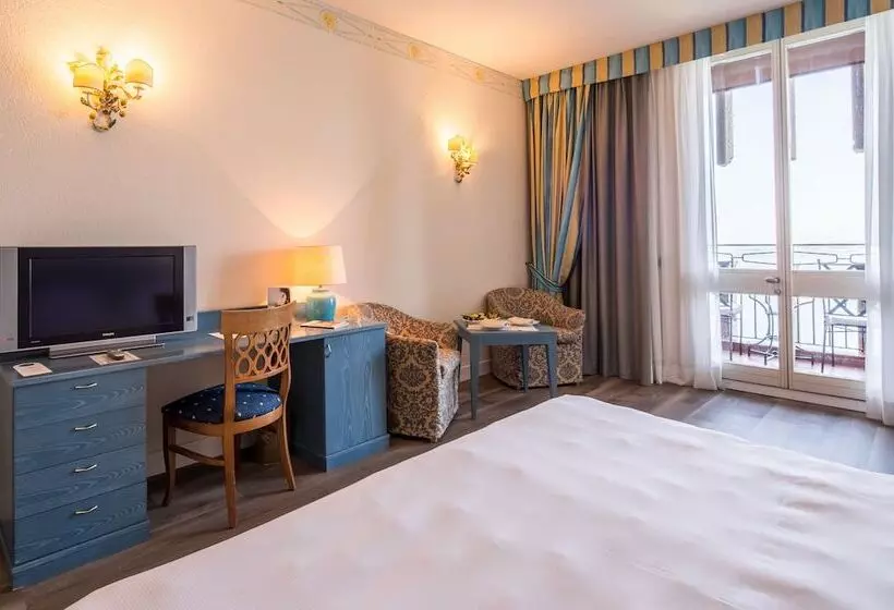 オーシャンビューのプレミアムルーム。, Unahotels Capotaormina
