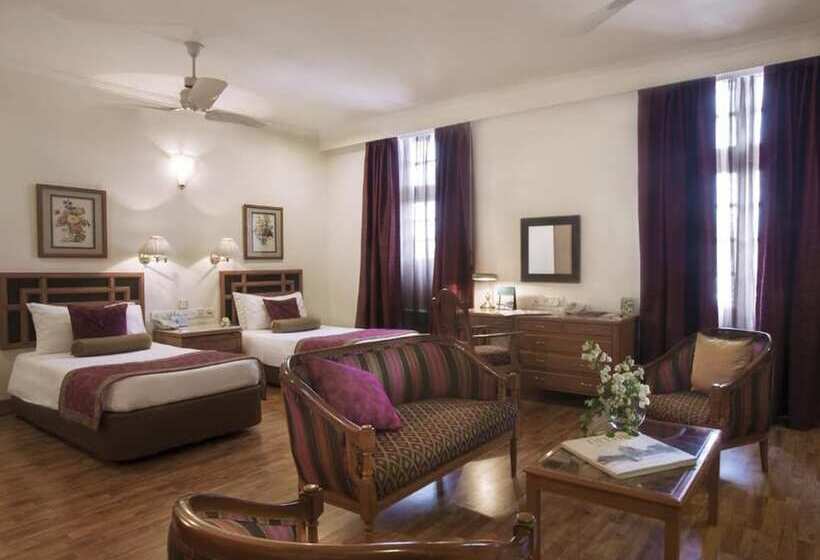 Номер Superior, Ambassador, New Delhi   Ihcl Seleqtions