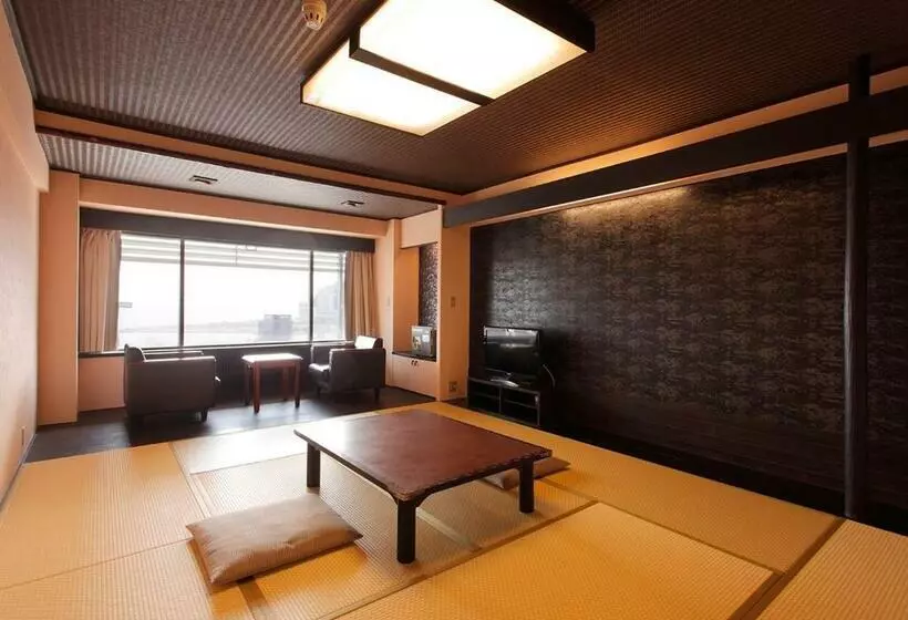 اتاق استاندارد چهار تخته, Atami New Fujiya