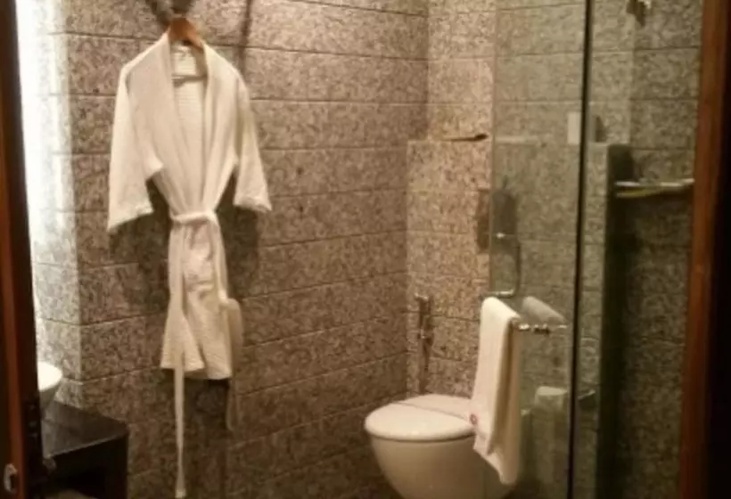 Chambre Executive, Clarks Avadh